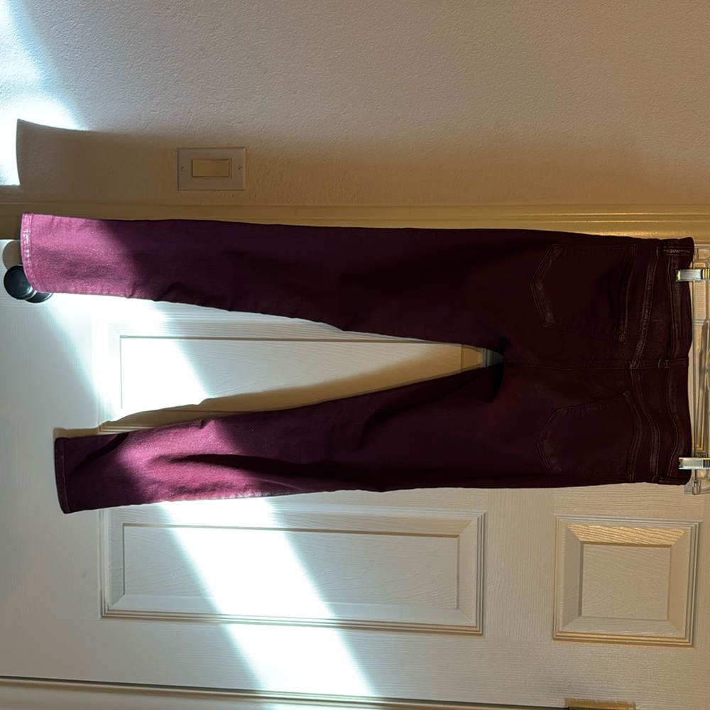 J brand soft skinny Jean burgundy w silver accents